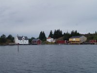 Monsø skipsanløp med den nedlagte taremelfabrikken (gul)