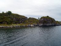 Lamøya med en synlig forkastning