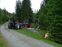Her flommer vannet ut av pumpeslangen